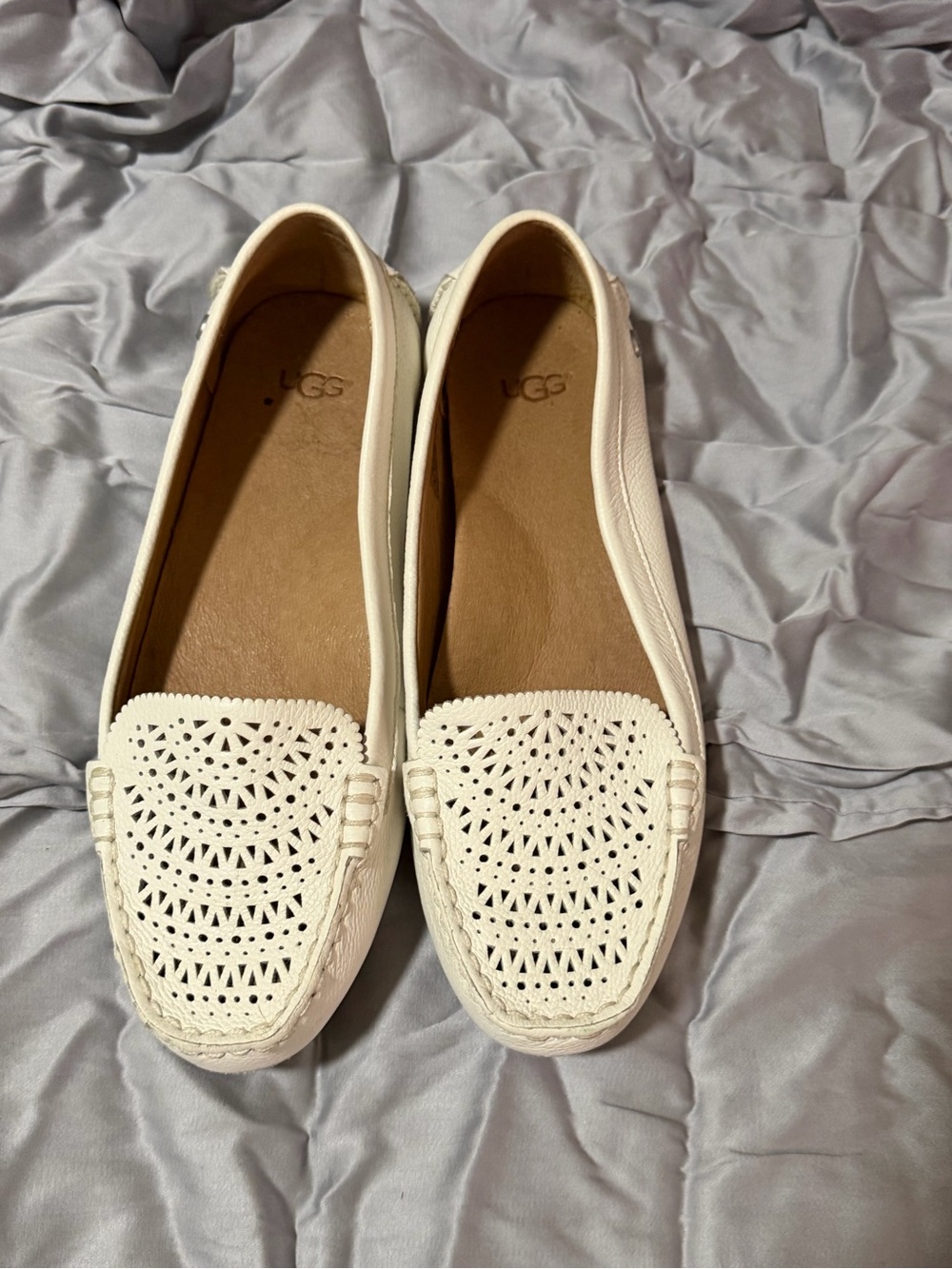 UGG White Laser-Cut Leather Loafers size 7.5. #9